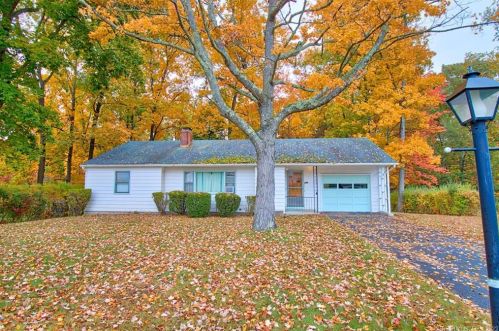 235 Humiston Cir, Litchfield, CT 06787-1223