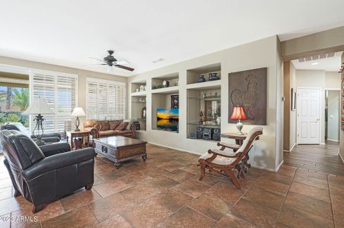 15261 Pinehurst Ln, Sun City, AZ 85374-8592