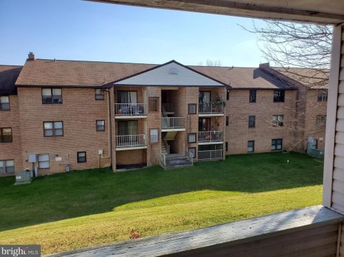 1313 Governor House Cir, Wilmington, DE 19809-2476