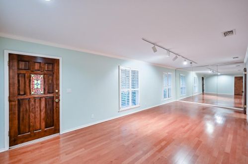 5662 Vega Dr, Fort Worth TX  76133-2962 exterior