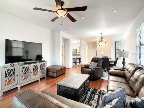 688 Grand Canal Dr, Kissimmee FL 34759-4345 exterior