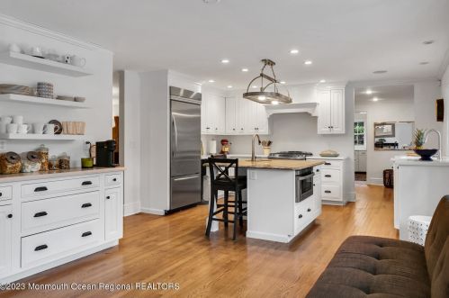 15 Sheraton Ln, Locust NJ  07760-1130 exterior
