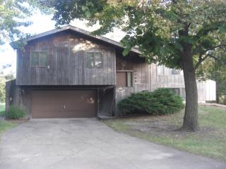 5305 89th Ct, Camp Dodge, IA 50131-1747