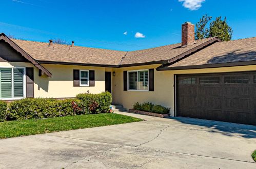 913 Woodrow Ave, Modesto CA  95350-1235 exterior