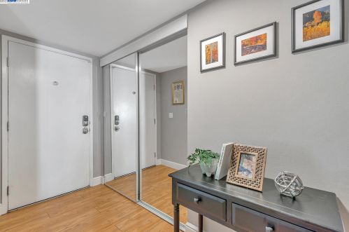 1634 Calle Santa Anna, Pleasanton CA  94566-5927 exterior