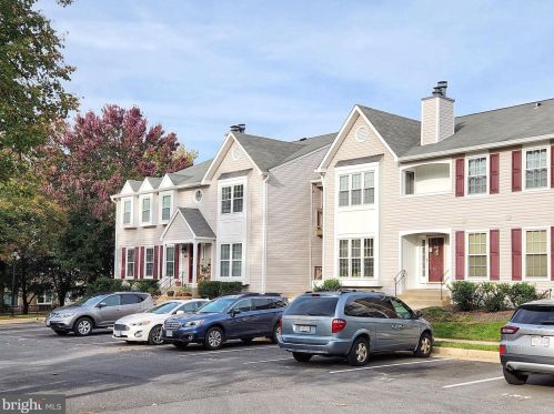 7709 Lexton Pl, Springfield, VA 22152-3837