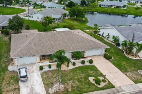 408 Pebble Beach Blvd, Ruskin, FL 33573-5725