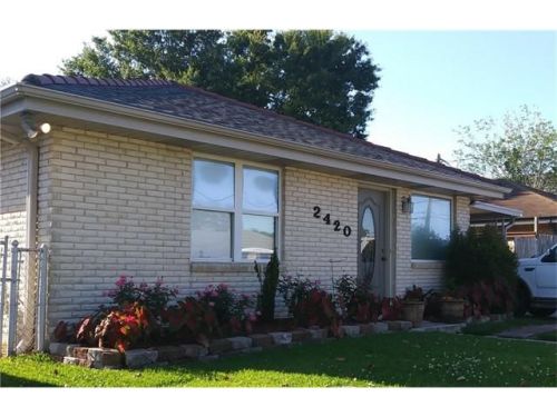2420 Corinne Dr, Chalmette, LA 70043-5642