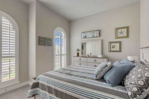 1017 Stoney Creek Dr, Lakeland FL  33811-2329 exterior