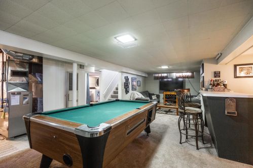 1302 Tripoli Ave, Milwaukee WI 53207-4030 exterior