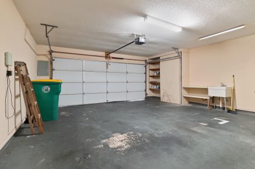 935 Holbrook Cir, Fort Walton Beach FL  32547-6733 exterior