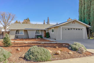 306 Carlsbad Pl, Woodland CA  95695-5839 exterior
