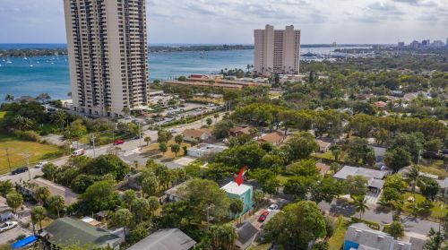 417 56th St, West Palm Beach, FL 33407-2501