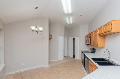 1210 Princeton Pl, Euless, TX 76040-6388