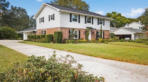 2301 Hawthorne Trl, Lakeland, FL 33803-3040