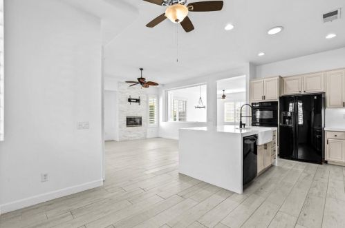 79806 Barcelona Dr, La Quinta CA  92253-8809 exterior