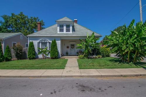 703 Link Ave, Paris, KY 40361-1917