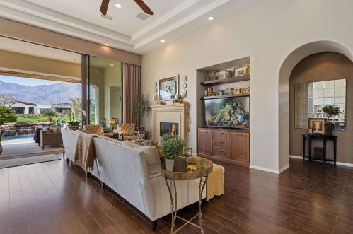 81639 Andalusia, La Quinta CA  92253-8251 exterior