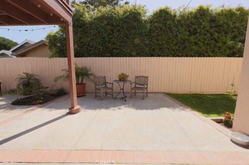 280 Orizaba Ave, Long Beach CA 90814-2453 exterior