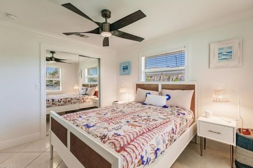 529 100th Ave, Naples FL  34108-2235 exterior