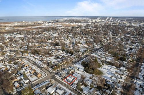 628 Northern Ave, Green Bay, WI 54303-3613