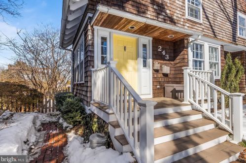 243 Lenoir Ave, Wayne, PA 19087-3908