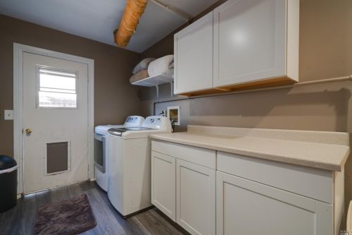 427 Myrtle Ct, Benicia CA  94510-1451 exterior