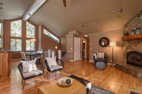 1965 Troon Ave, Bend, OR 97702-3143