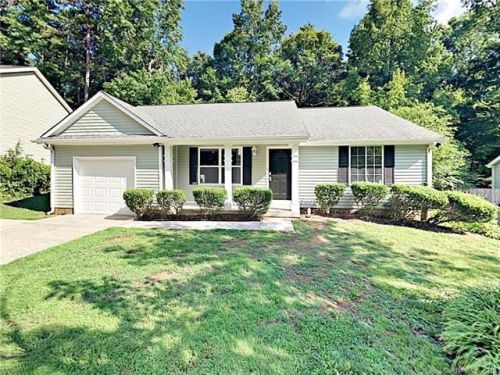8514 Mayerling Dr, Charlotte, NC 28227-0381