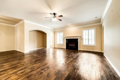 2305 Conroe Ct, Lewisville TX  75028-2376 exterior