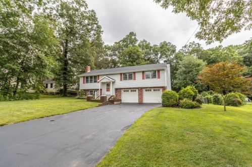 58 Edgerton St, East Hampton, CT 06424-1613
