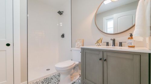 1135 Tulip Ln, Hammond IN  46321-3022 exterior