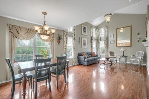 25 Mclaughlin Way, Washingtonville NY  10992-1151 exterior