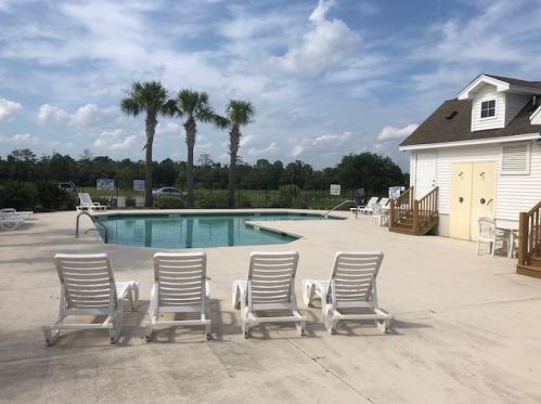 165 Winding River Dr, Johns Island SC  29455-3464 exterior