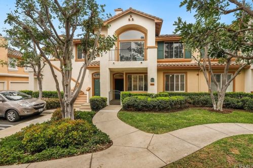 605 Solvay Aisle, Irvine CA  92606-0833 exterior