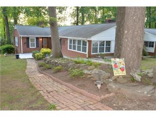 4239 Cavalier Dr, Winston Salem, NC 27104-2818