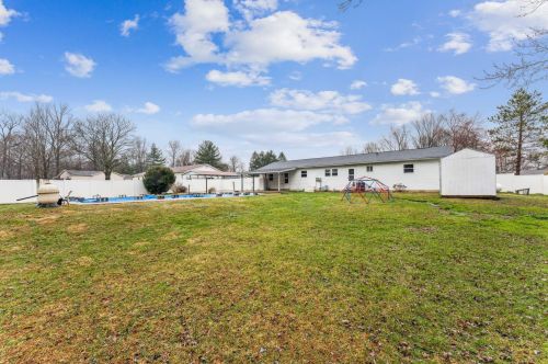 175 Helen Rd, Pataskala OH  43062-9313 exterior