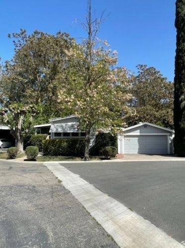 11 Summersky Way, Lodi CA  95242-9521 exterior