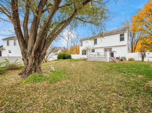 576 Scioto Meadows Blvd, Darbydale OH  43123-8660 exterior