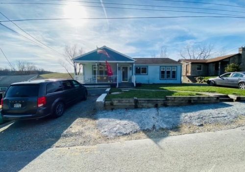 139 Midway Candor Rd, Bulger, PA 15019-9771