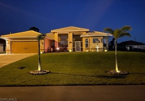401 26th Ave, Cape Coral, FL 33993-7514