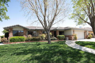 43650 Sierra Vista Dr, Lancaster, CA 93536-6326