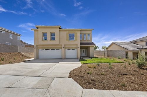 6691 Olive Ave, San Bernardino, CA 92407-2136