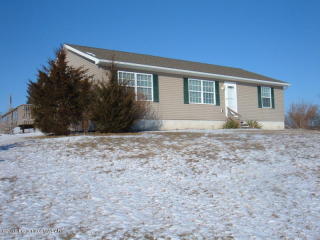 609 Hunlock Harveyville Rd, Mocanaqua, PA 18655-4008