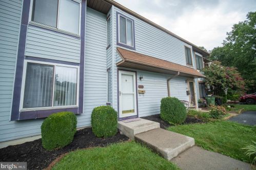2613 Cranberry Cir, Harrisburg, PA 17110-3507