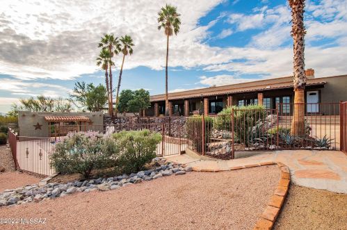4762 Lazy C Dr, Tucson, AZ 85745-9649