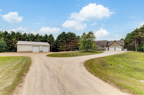 4823 233rd St, Faribault, MN 55021-8145