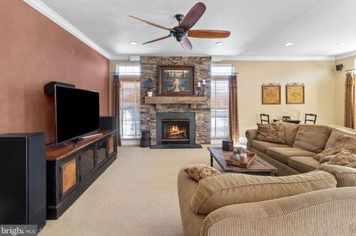 1583 Candace Ln, Yardley PA 19067-4484 exterior