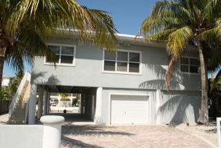 980 Bay Dr, Summerland Key FL  33042-4835 exterior