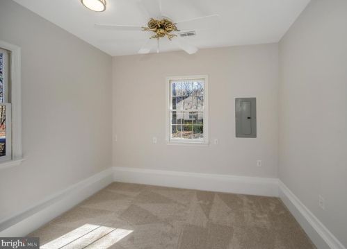 10511 Holleybrooke Dr, Spotsylvania VA  22553-1635 exterior